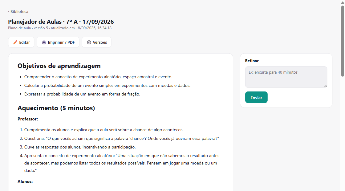 Tela do Educ.ai com um plano de aula de Matemática do 7º A: objetivos de aprendizagem, aquecimento com o que o professor faz e o que os alunos fazem, botões de editar, imprimir e versões, e o campo de refinamento ao lado
